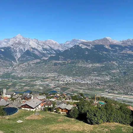 Apartment Near Slopes *