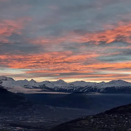 Near Slopes Apartment